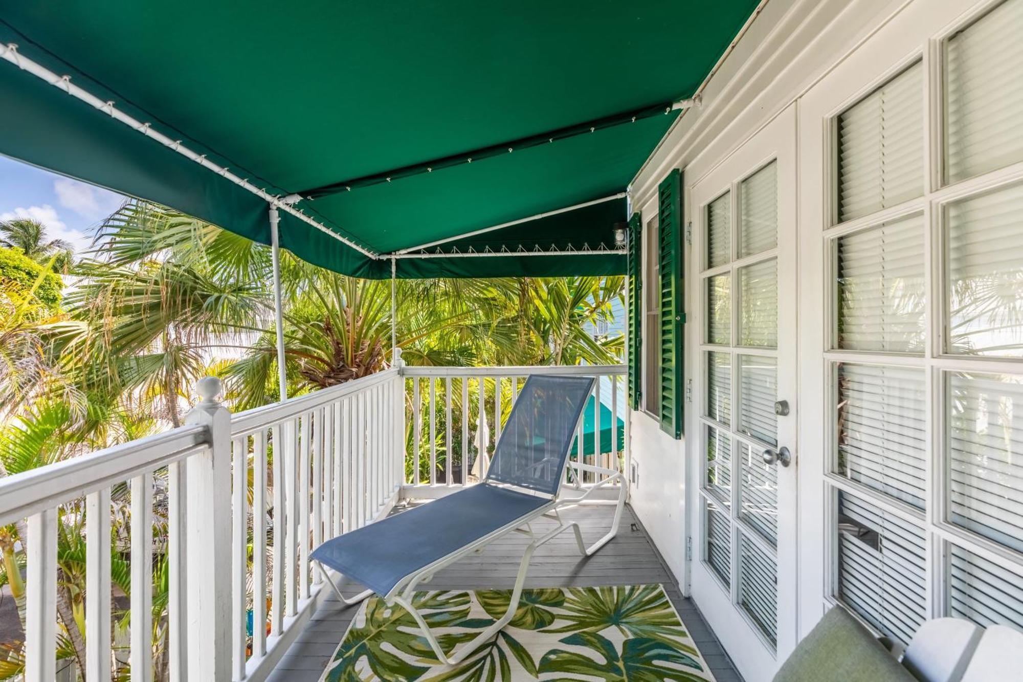 Southard Getaway By Avantstay W Covered Patio Great Location Shared Pool Week Long Stays Key West Buitenkant foto